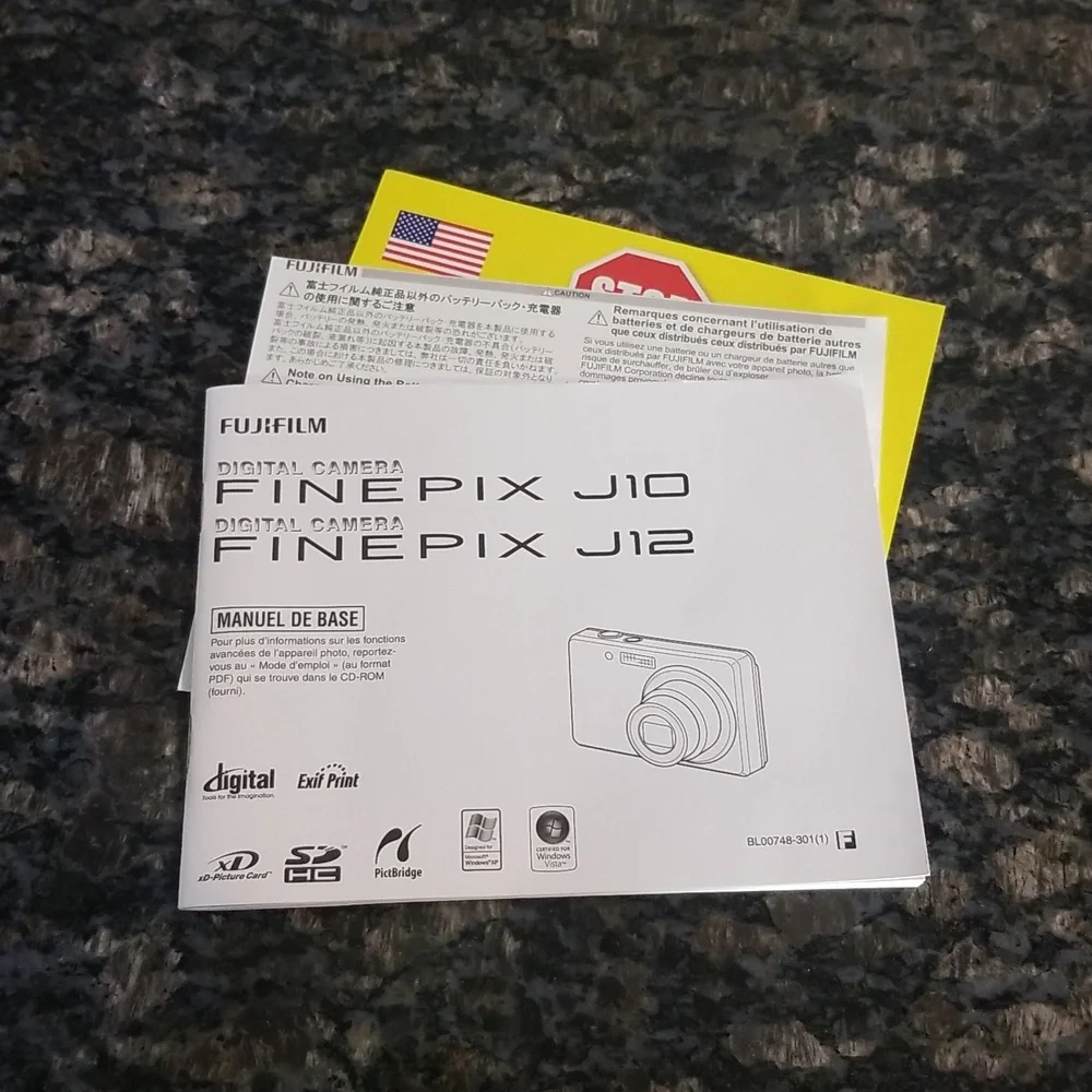 Fujifilm FinePix J10 Digital Camera - Picture 14 of 15